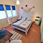 Madzia Z Aneksami Kuchennymi Privat bolig