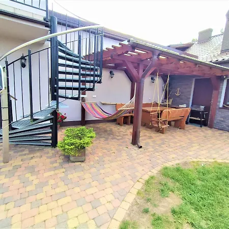 Madzia Z Aneksami Kuchennymi