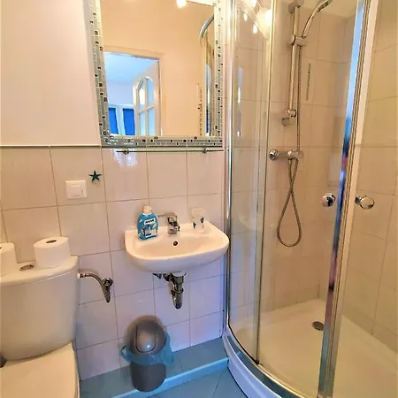 Madzia Z Aneksami Kuchennymi *