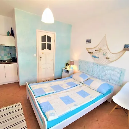 Madzia Z Aneksami Kuchennymi